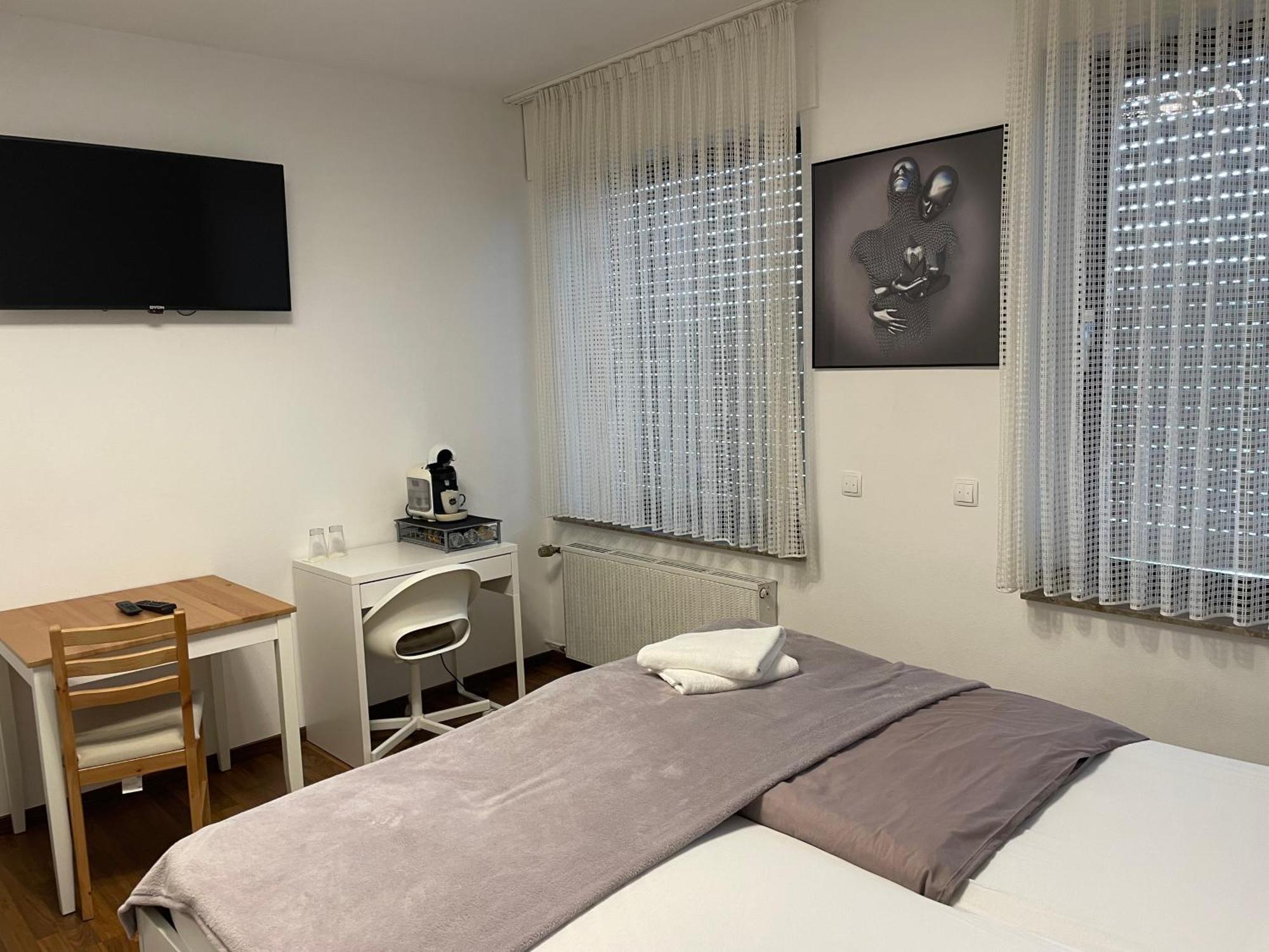 Hotel Kronenhof & Gaststaette Zum Fehling Jülich Buitenkant foto
