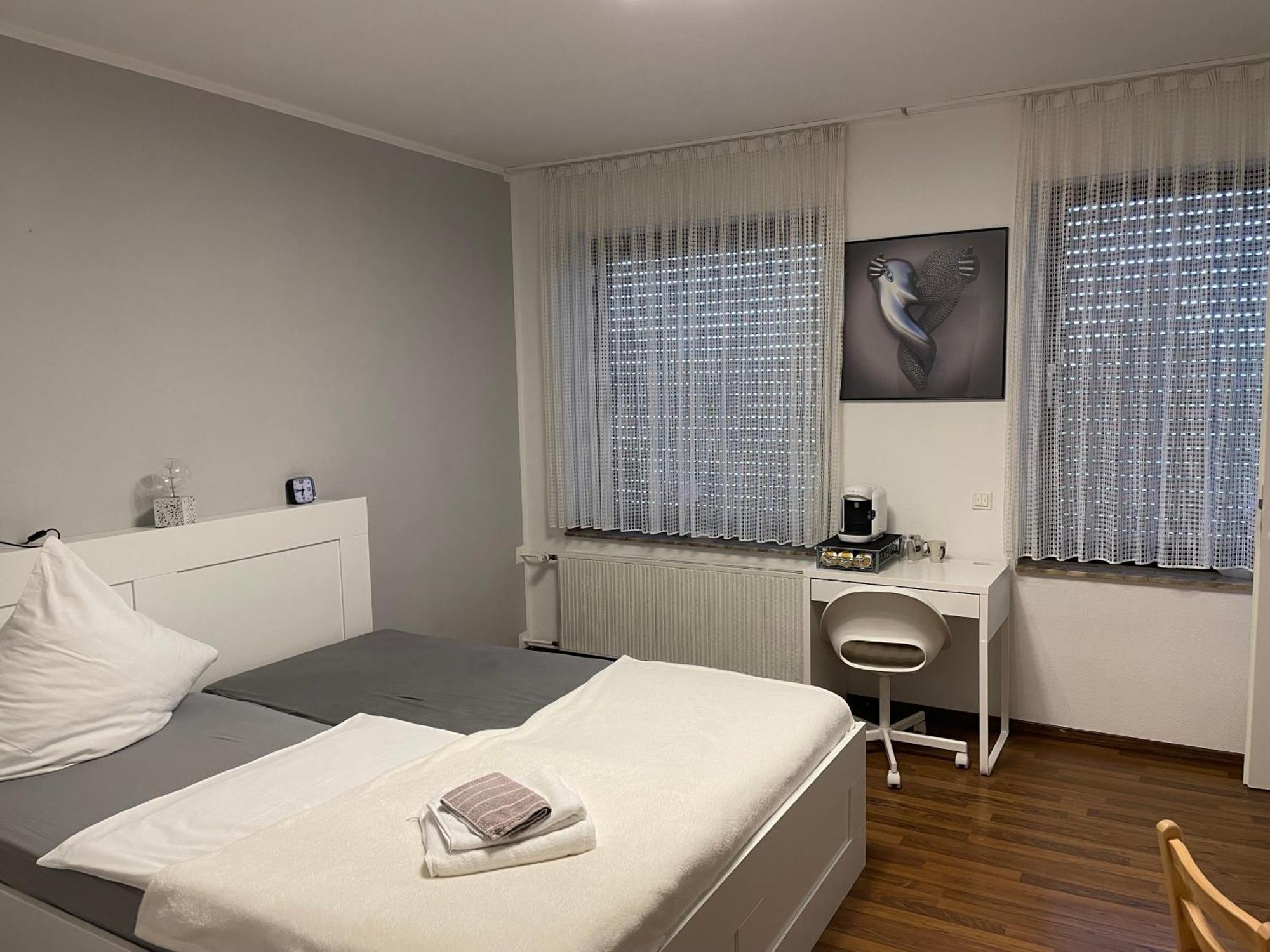 Hotel Kronenhof & Gaststaette Zum Fehling Jülich Buitenkant foto